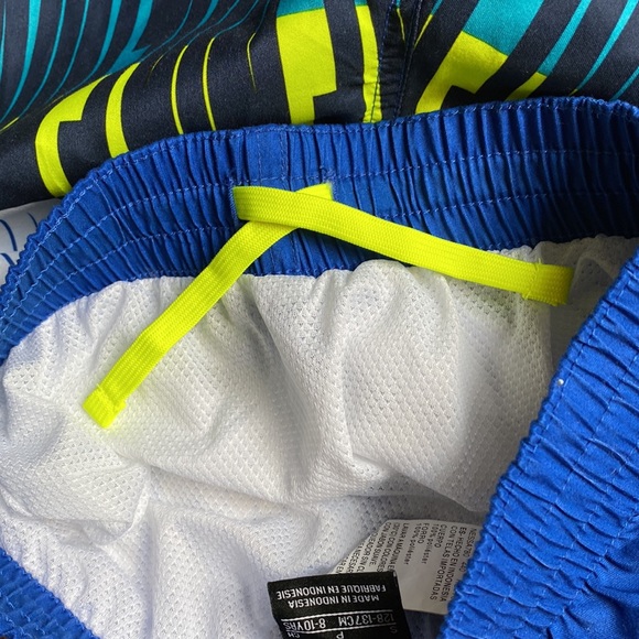 Boys Nike swim trunks - Picture 6 of 14